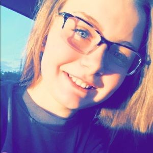 Meet your Posher, Aleisha